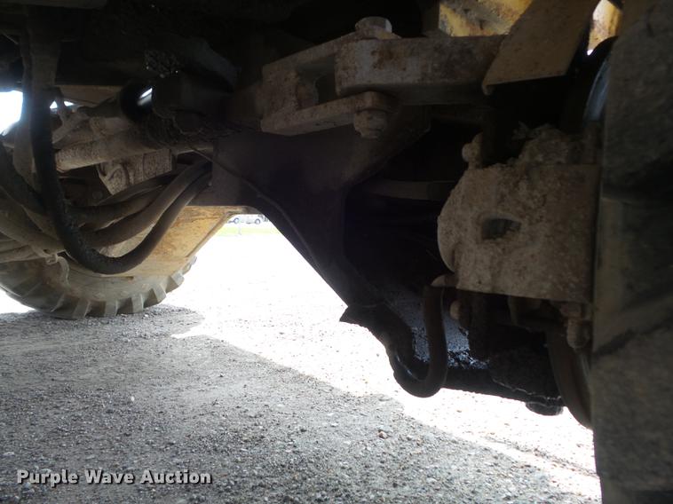 image for item DC7370 1988 Vermeer CC135 concrete cutter