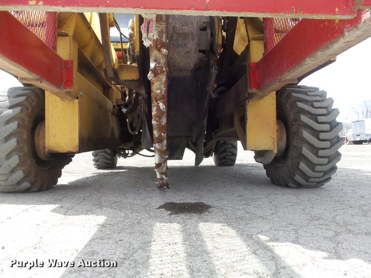 image for item DC7370 1988 Vermeer CC135 concrete cutter