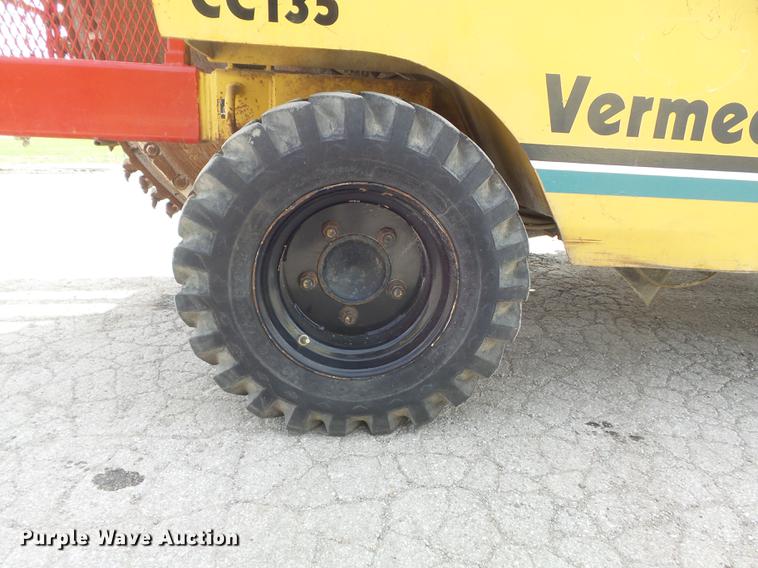 image for item DC7370 1988 Vermeer CC135 concrete cutter
