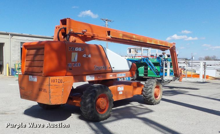 image for item DC7374 2002 Snorkel TB66J boom lift