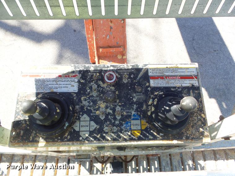 image for item DC7374 2002 Snorkel TB66J boom lift