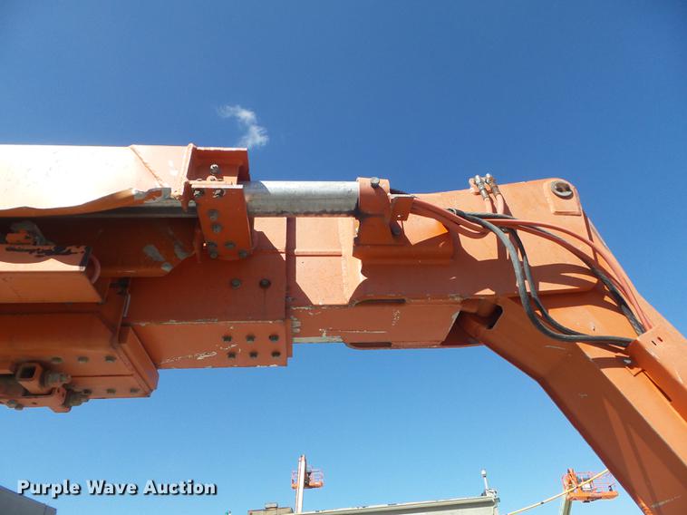 image for item DC7374 2002 Snorkel TB66J boom lift