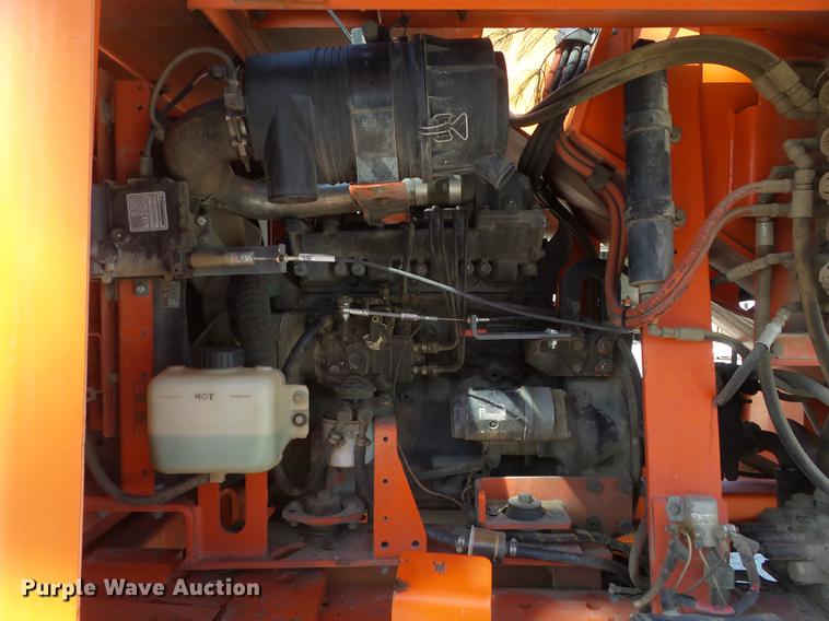 image for item DC7374 2002 Snorkel TB66J boom lift