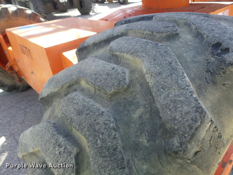 image for item DC7374 2002 Snorkel TB66J boom lift