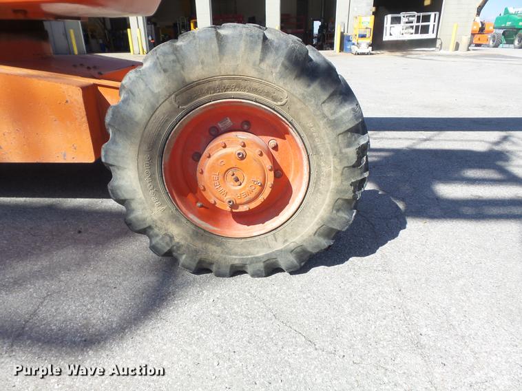 image for item DC7374 2002 Snorkel TB66J boom lift