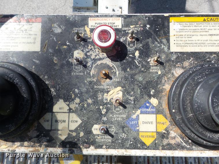 image for item DC7375 2006 Snorkel TB60 boom lift