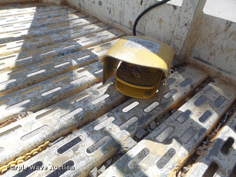 image for item DC7375 2006 Snorkel TB60 boom lift