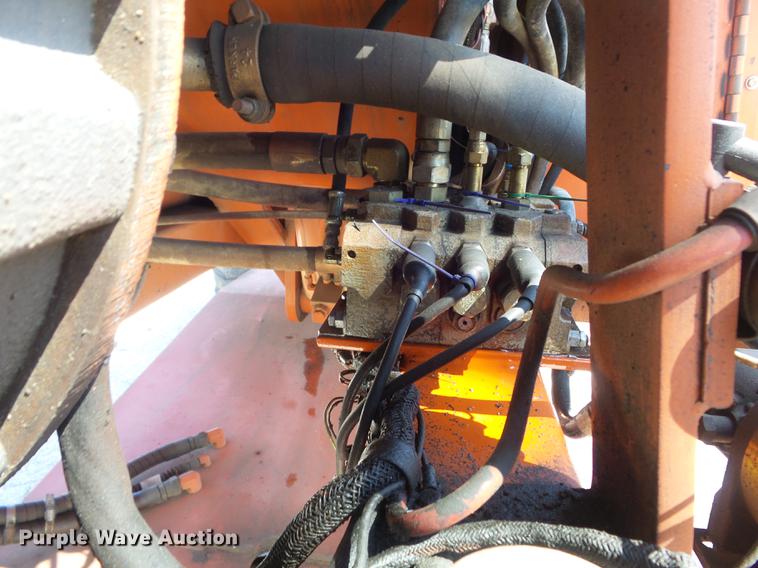 image for item DC7375 2006 Snorkel TB60 boom lift