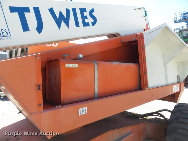 image for item DC7375 2006 Snorkel TB60 boom lift