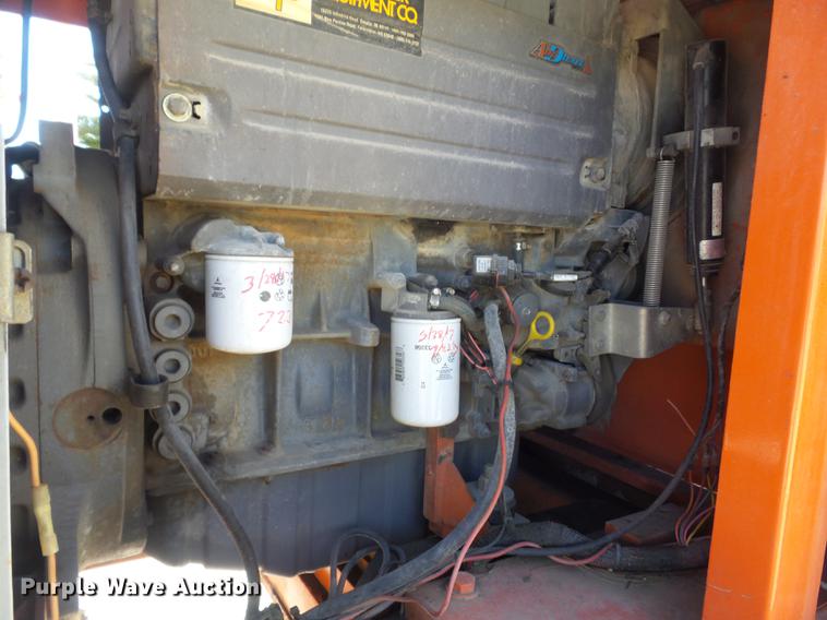 image for item DC7375 2006 Snorkel TB60 boom lift