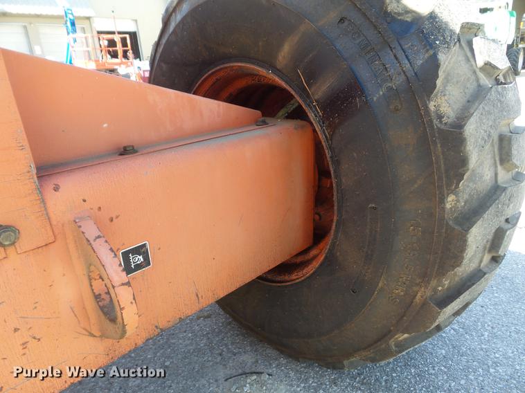 image for item DC7375 2006 Snorkel TB60 boom lift