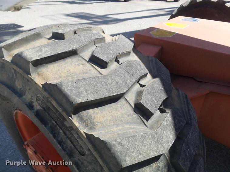 image for item DC7375 2006 Snorkel TB60 boom lift