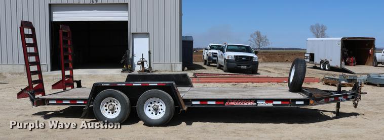 image for item DC7638 2005 Towmaster Contrail C-10 equipment trailer