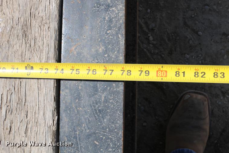 image for item DC7638 2005 Towmaster Contrail C-10 equipment trailer