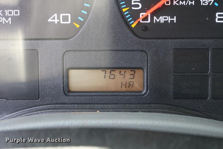 image for item DC7639 2007 International 7300 SFA digger derrick truck