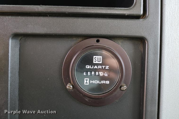 image for item DC7639 2007 International 7300 SFA digger derrick truck