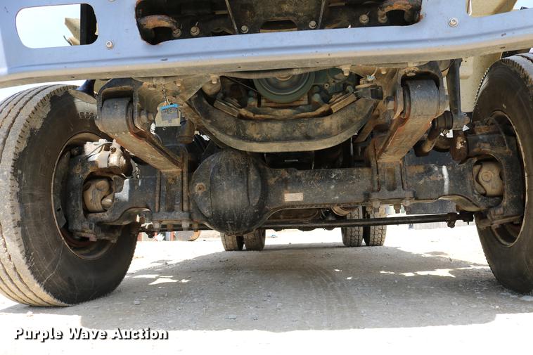 image for item DC7639 2007 International 7300 SFA digger derrick truck