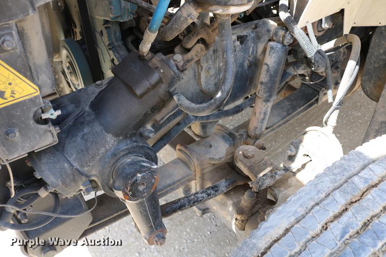 image for item DC7639 2007 International 7300 SFA digger derrick truck