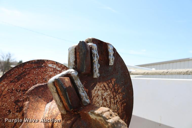 image for item DC7639 2007 International 7300 SFA digger derrick truck