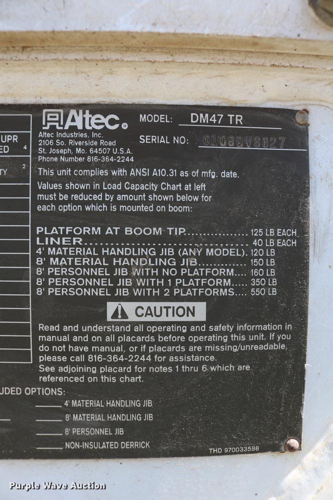 image for item DC7639 2007 International 7300 SFA digger derrick truck