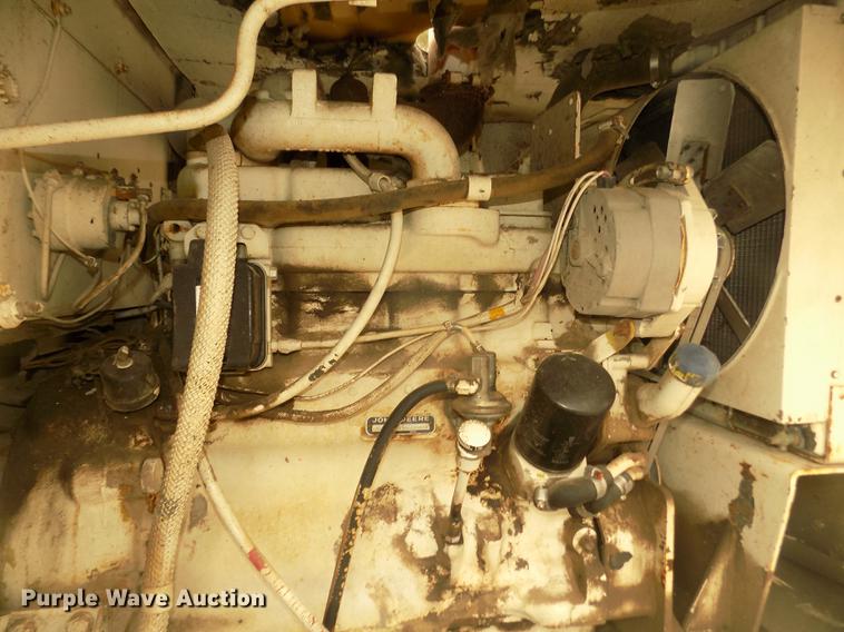 image for item DD2799 Elgin White Wing T street sweeper