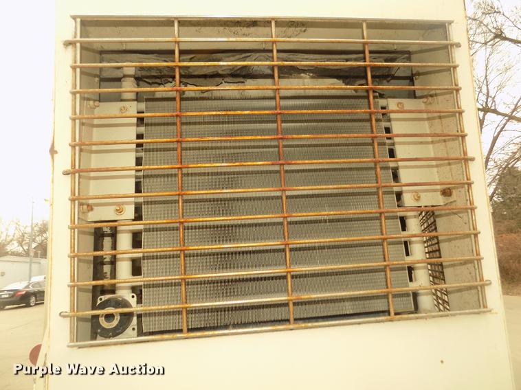 image for item DD2799 Elgin White Wing T street sweeper