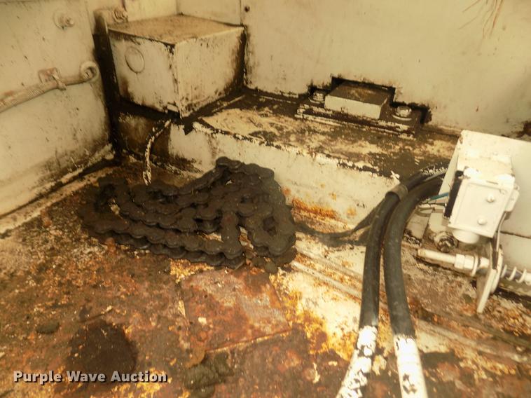 image for item DD2799 Elgin White Wing T street sweeper