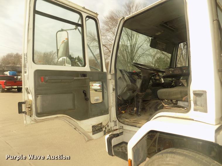 image for item DD2800 1993 Ford CF7000 Crosswind sweeper truck