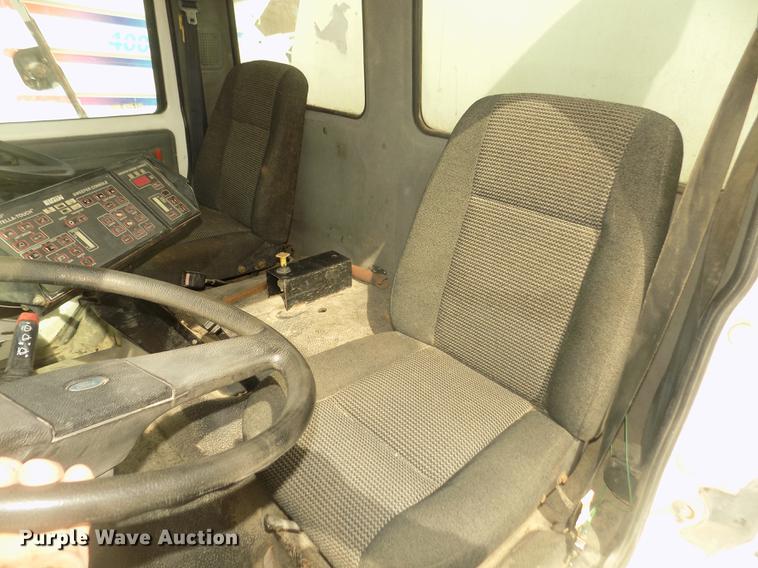 image for item DD2800 1993 Ford CF7000 Crosswind sweeper truck