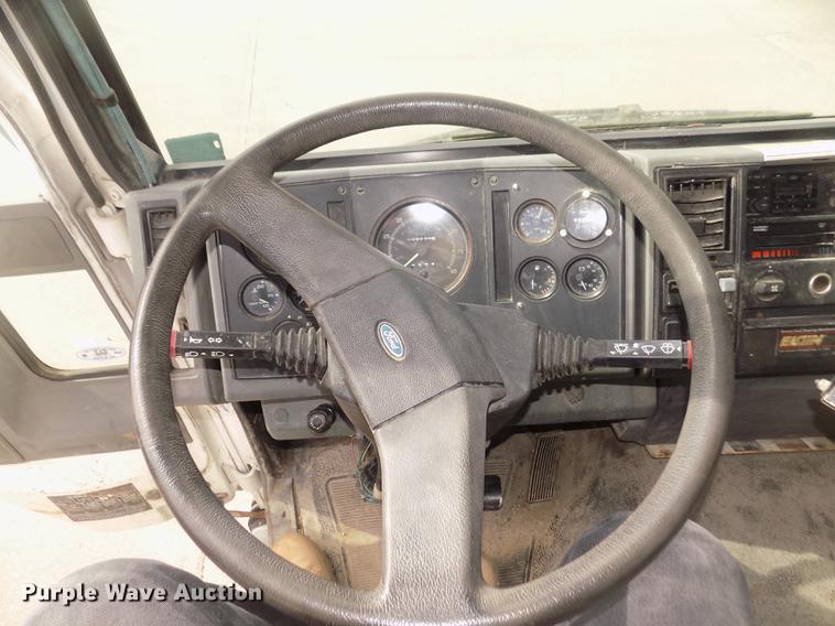 image for item DD2800 1993 Ford CF7000 Crosswind sweeper truck