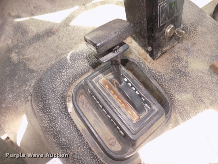 image for item DD2800 1993 Ford CF7000 Crosswind sweeper truck