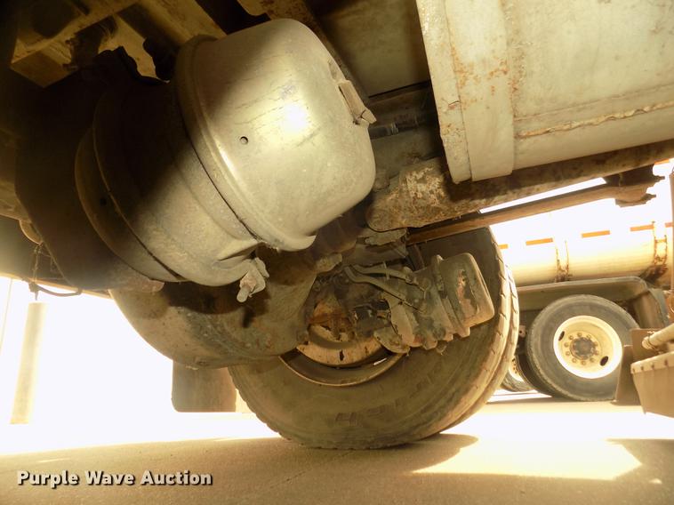 image for item DD2800 1993 Ford CF7000 Crosswind sweeper truck