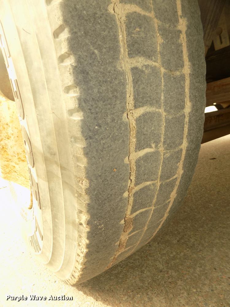 image for item DD2800 1993 Ford CF7000 Crosswind sweeper truck