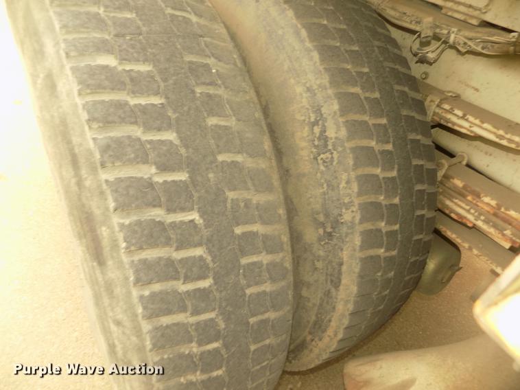 image for item DD2800 1993 Ford CF7000 Crosswind sweeper truck