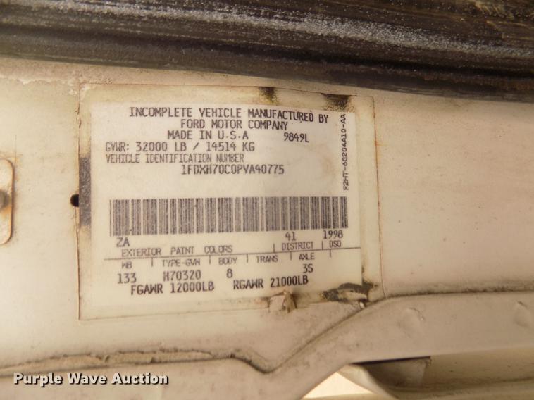 image for item DD2800 1993 Ford CF7000 Crosswind sweeper truck