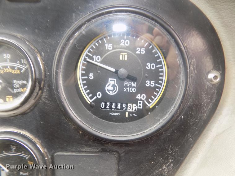 image for item DD2801 2005 Johnston 4000 sweeper