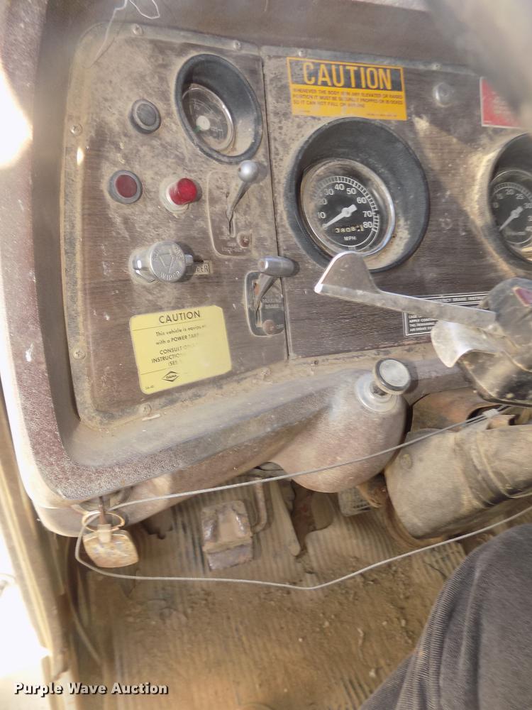 image for item DD2804 1976 Ford LT8000 dump truck