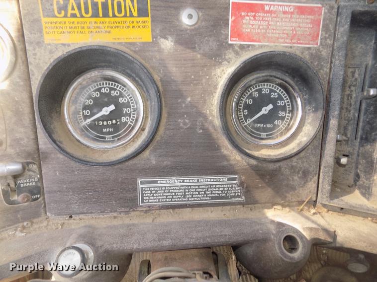 image for item DD2804 1976 Ford LT8000 dump truck