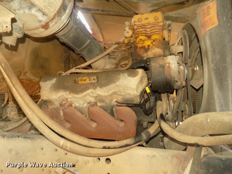 image for item DD2804 1976 Ford LT8000 dump truck