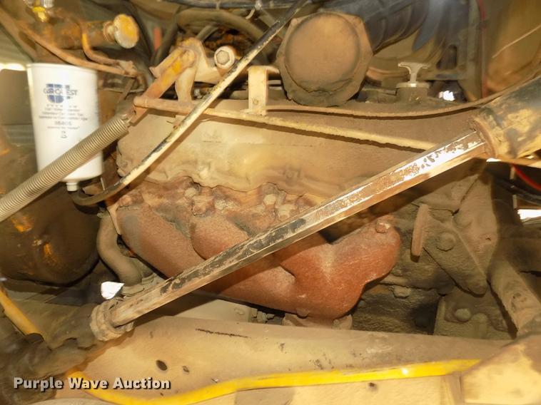 image for item DD2804 1976 Ford LT8000 dump truck