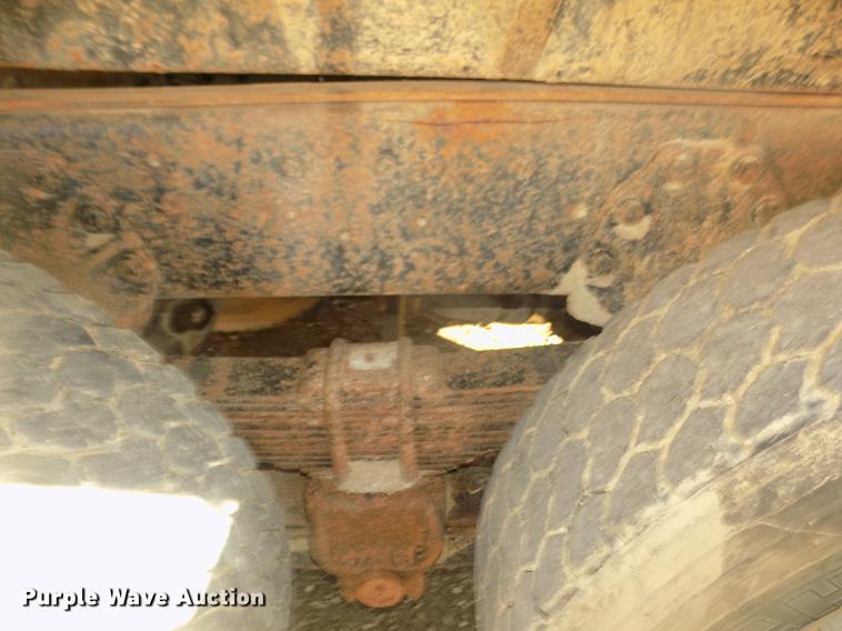 image for item DD2804 1976 Ford LT8000 dump truck