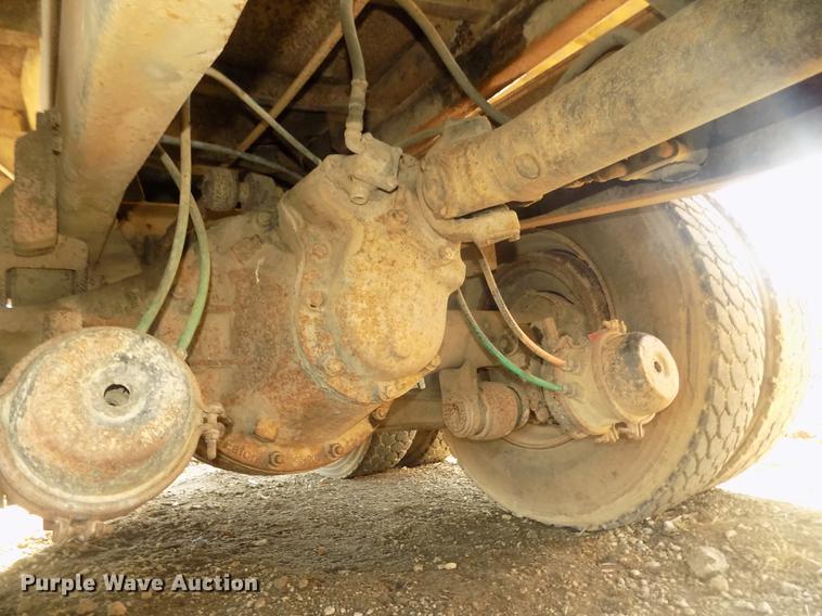 image for item DD2804 1976 Ford LT8000 dump truck