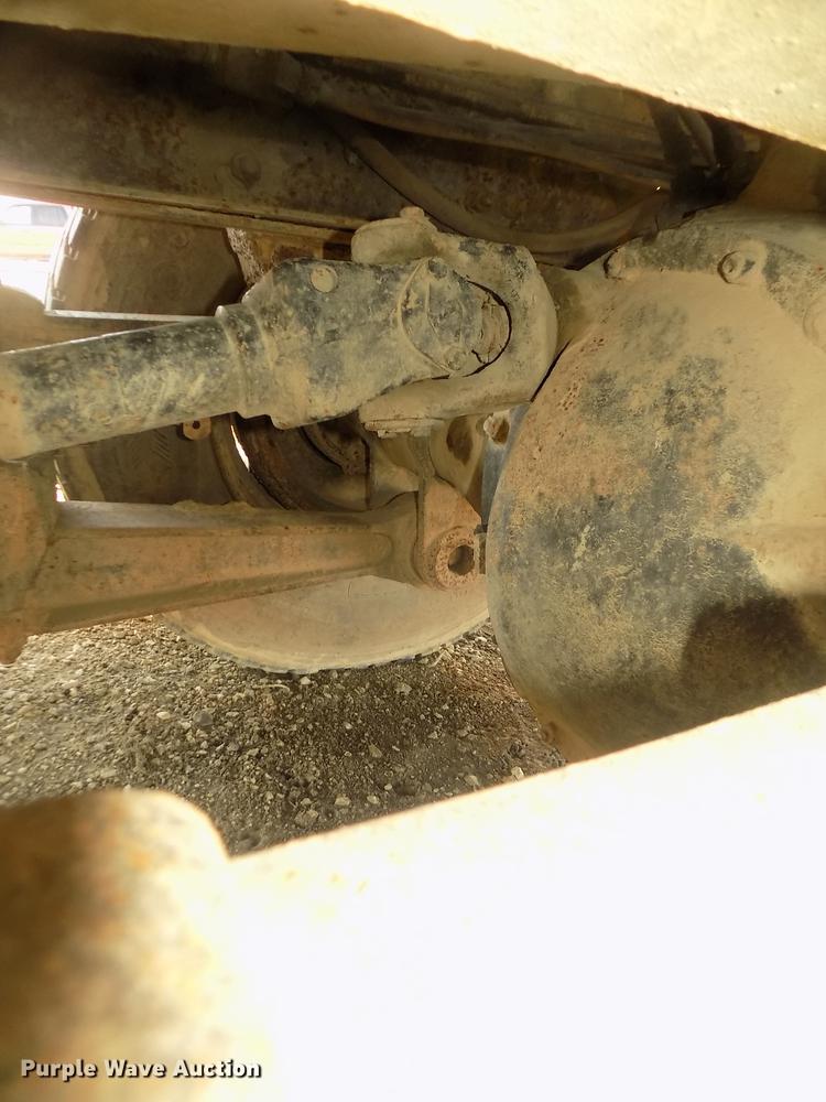 image for item DD2804 1976 Ford LT8000 dump truck