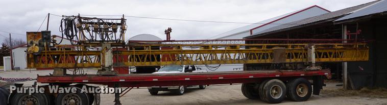 image for item DE3209 Gomaco C450 bridge deck finisher