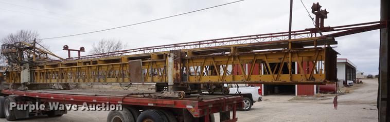 image for item DE3209 Gomaco C450 bridge deck finisher