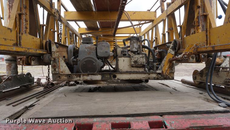 image for item DE3209 Gomaco C450 bridge deck finisher