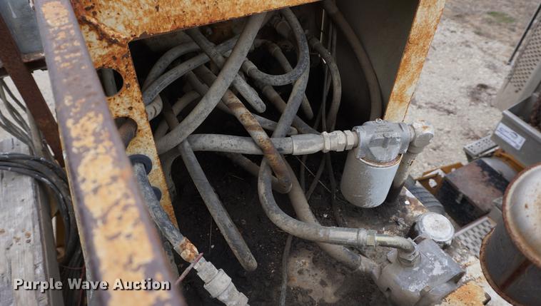 image for item DE3209 Gomaco C450 bridge deck finisher