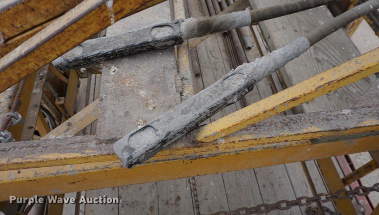 image for item DE3209 Gomaco C450 bridge deck finisher