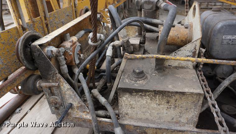 image for item DE3209 Gomaco C450 bridge deck finisher