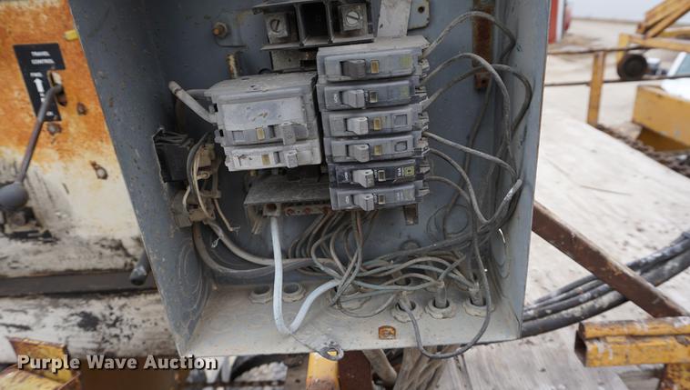 image for item DE3209 Gomaco C450 bridge deck finisher